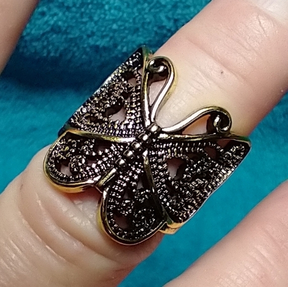Goldtone bronze tone butterfly ring large intricate - Picture 1 of 6